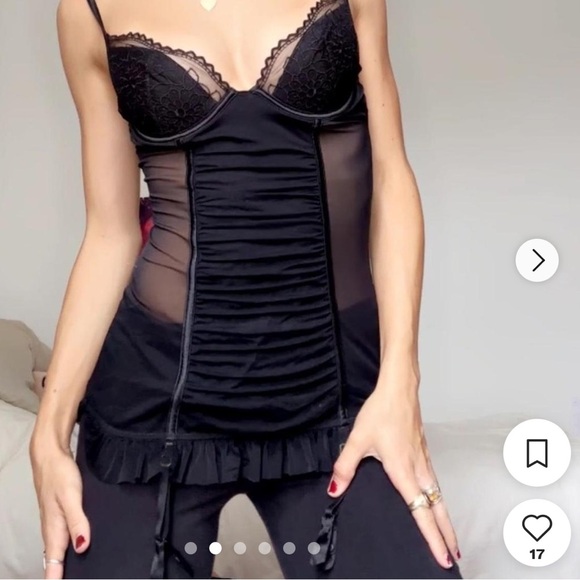 VICTORIAS SECRET ⭐️ Very Sexy lingerie - Picture 1 of 6